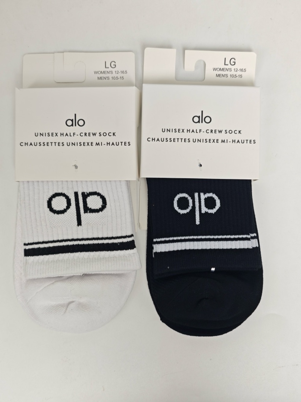 ALO Yoga Half-Crew Socks - White & Navy Stripe Pair